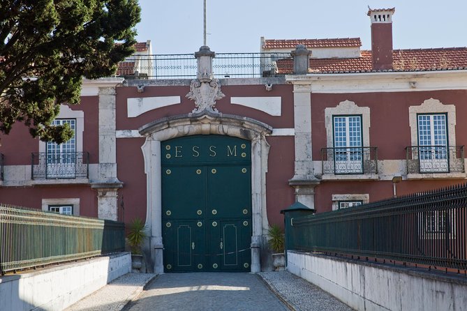 Campo De Ourique - Lisbon Coolest Quarter - Engaging Guided Tours