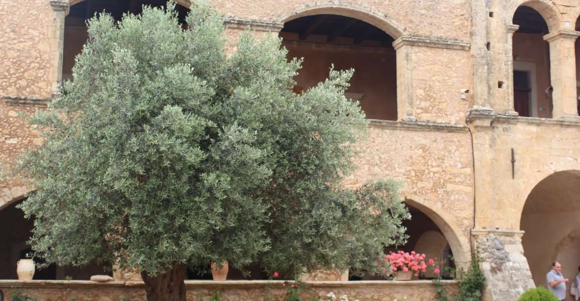 Chania Olive Oil Tour: Olive Oil Tasting & Bio Fruits Tour - Itinerary Overview