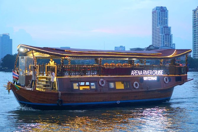 Chaophraya Princess Dinner Cruise in Bangkok With Return Transfer - Entertainment Options