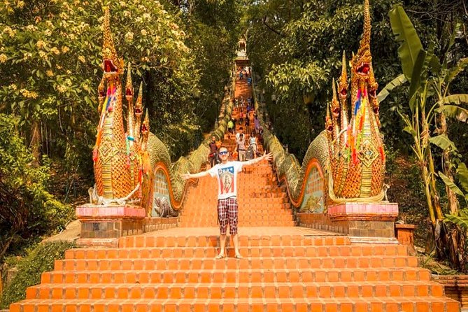 Chiang Rai Temples Private Tour From Chiang Mai With Lunch - Transportation Details