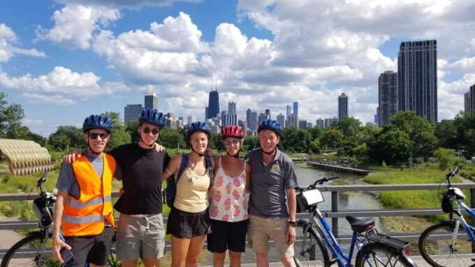 Chicago: Lakefront Neighborhoods Bike Tour - Customer Reviews