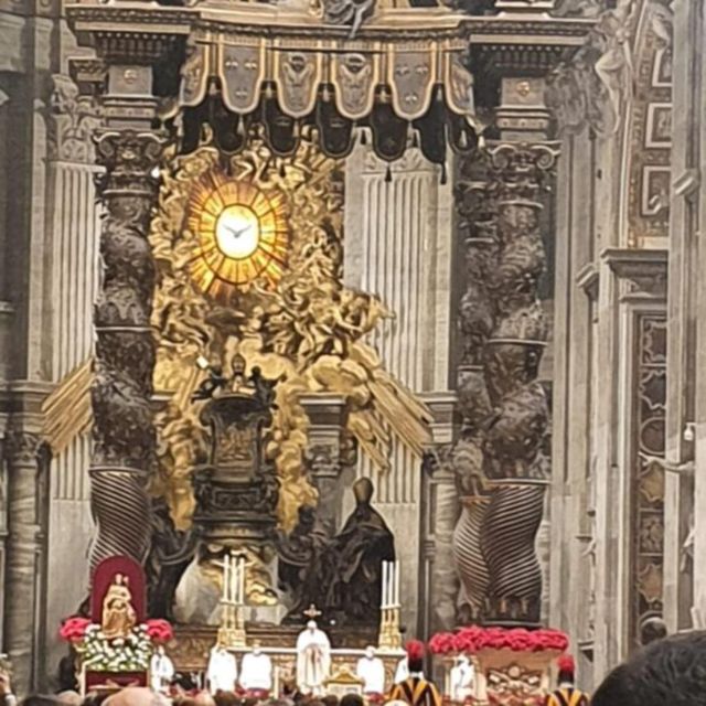 Christmas Eve Mass at the Vatican With Pope Francis - Inclusions