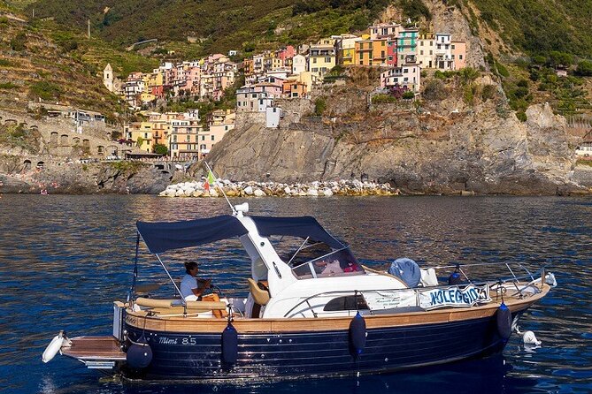 Cinque Terre Private Wedding Proposals on Boat - Captivating Views and Serene Atmosphere