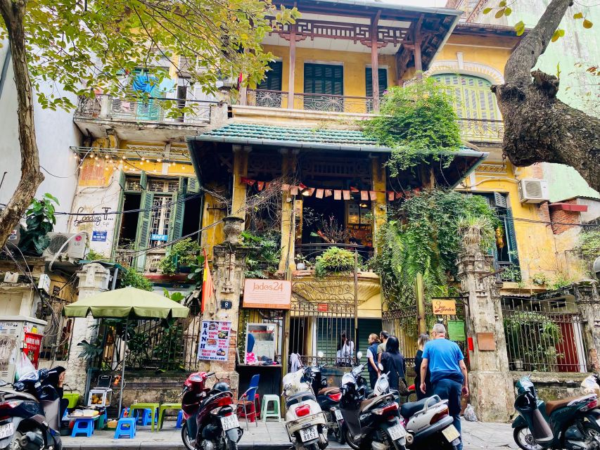 Coffee, History, and Architecture of the French Quarter - Coffee Culture in the French Quarter