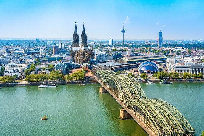 Cologne: Walking Tour With Audio Guide on App - Last Words
