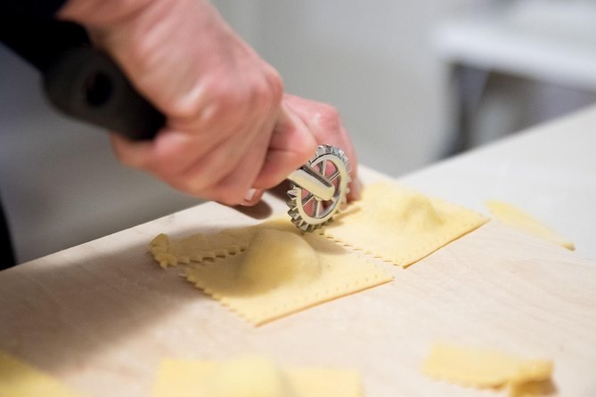 Cooking CLAss and Home Made Pasta in Florence With LA Vivandiera! - Meet LA Vivandiera, Your Host