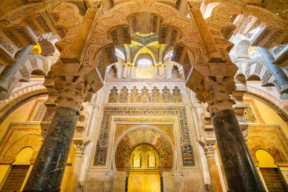 Córdoba: Mosque, Jewish Quarter & Synagogue Tour With Ticket - Tour Description