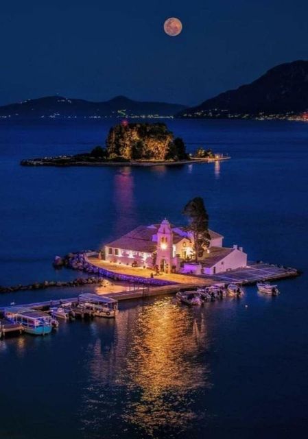 Corfu by Night: Nightlife Corfu Transfers - Premium Transfer Services for Night Out