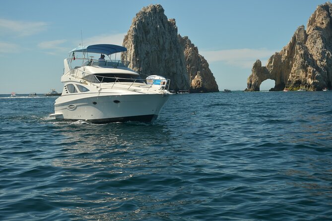 Cruise on a Magnificent Yacht Through Cabo San Lucas Bay. - Delectable Dining Experience at Sea