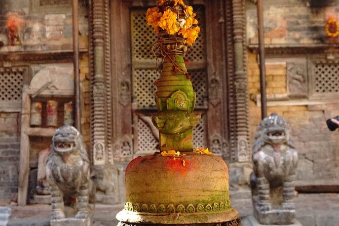 Cultural And Heritage Day Tour in Kathmandu - Iconic Temples and Shrines