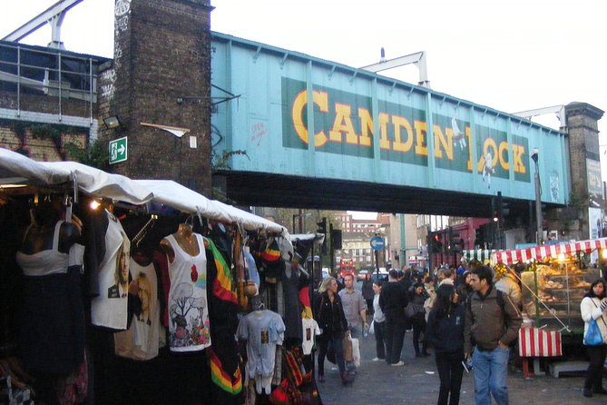 Cultural Camden: a Self-Guided Audio Tour of Old Graveyards & Modern Street Art - Taking in Modern Street Art