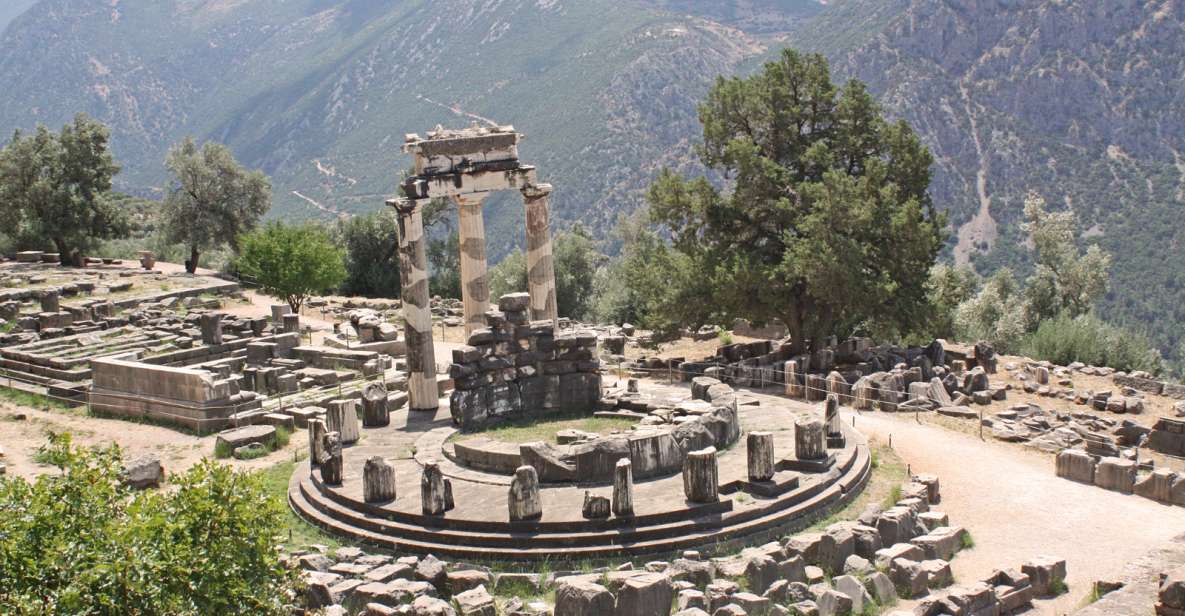 Delphi: Guided Tour + Ancient Greek Meditation Practice - Language and Features Offered