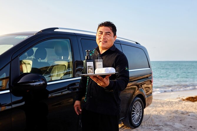Departures by Mercedes From Cancun Hotel Zone to Cun Airport - Service Provider: Mercedes