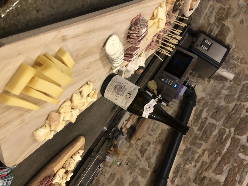 Dijon: Cheese and Burgundy Wine Tasting Workshop - Experience Highlights