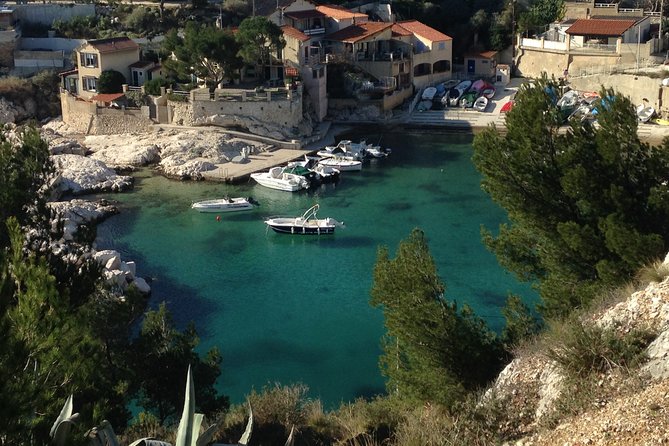 Discovery of the Coves of the Blue Coast by Boat - Safety Guidelines