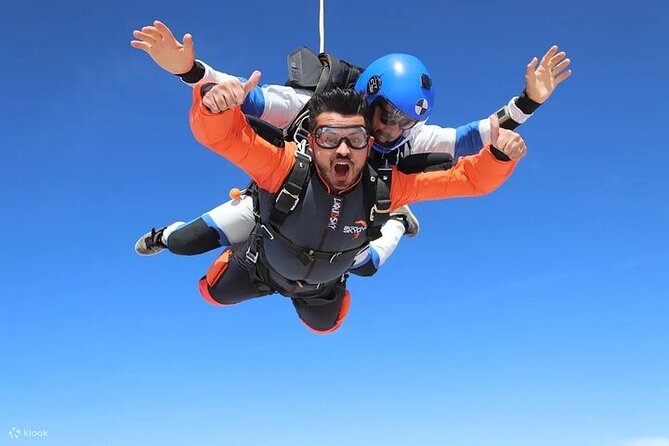 Dubai Skydive Tandem Over The Palm With Optional Transfers - Scheduling and Logistics