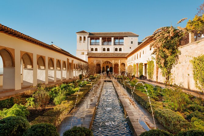 E Ticket to Alhambra and Nasrid Palaces With Audio Tour - Review Summary and Rating