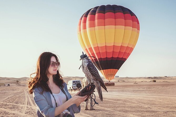 Enjoy Amazing Standard Dubai Hot Air Balloon - Price and Inclusions