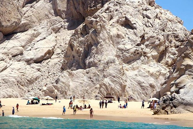 Explore Los Cabos City Tour, Glass-Bottom Boat Ride, Lunch and Shopping! - Host Responses and Future Offers
