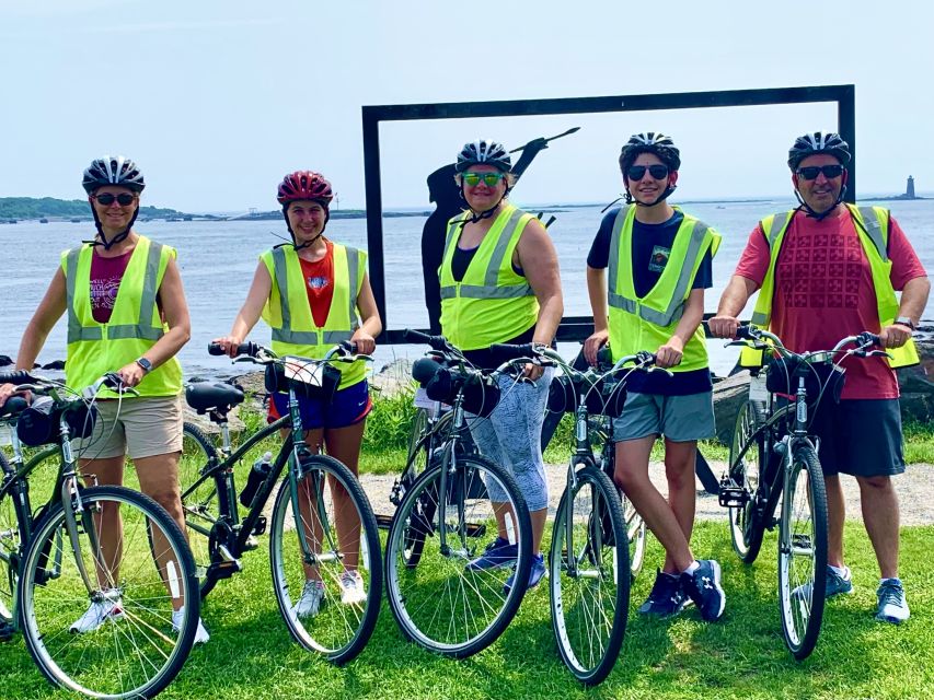 Explore the Islands & Harbor Guided Bike Tour 2-2.5 Hrs. - Tour Inclusions & Equipment