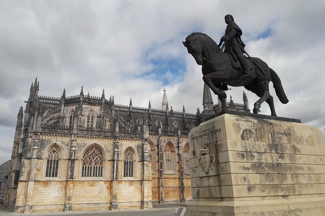 Fátima, Batalha, Nazaré and Óbidos Day Tour - Cultural Charm of Óbidos