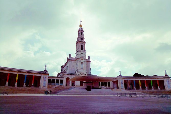 Fatima Sanctuary and Batalha Monastery (Unesco Site) – 5h Tour From Lisbon - Additional Information and Policies