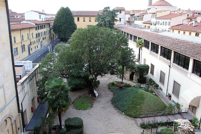 Florence Archaeological Museum: 2-Hour Private Guided Visit - Meeting Your Guide