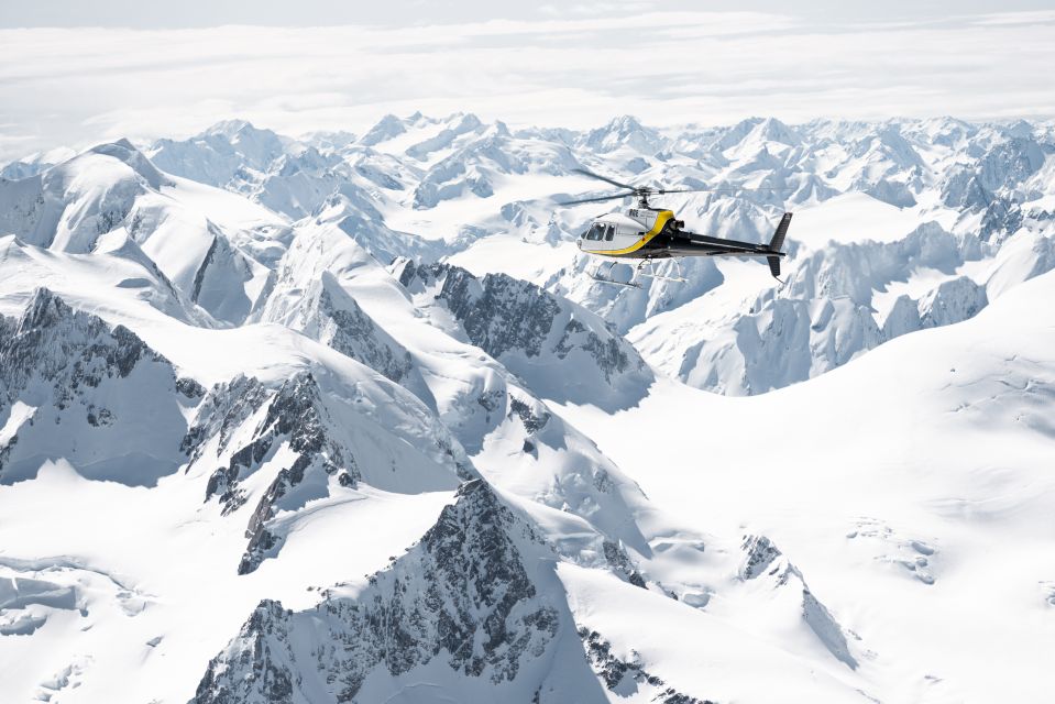 Franz Josef: the Grand Tour by Helicopter With Snow Landing - Southern Alps Panoramic Views