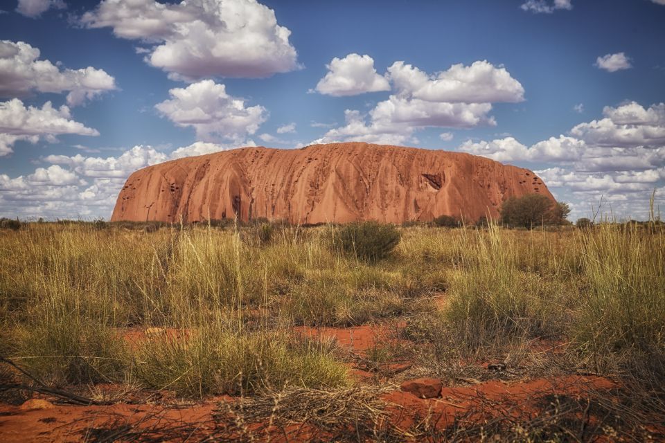 From Alice Springs: Day Trip to Uluru With BBQ Dinner - Sunset BBQ Dinner Experience