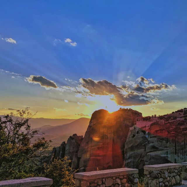 From Athens: 2-Day Delphi and Meteora Private Tour - Not Suitable For