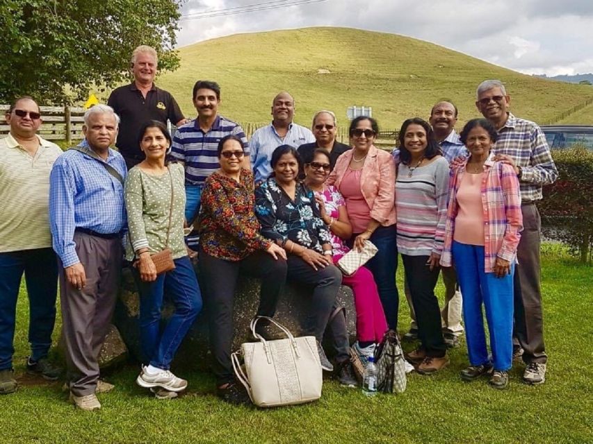 From Auckland: Hobbiton Movie Set Full-Day Small-Group Trip - Tour Experience