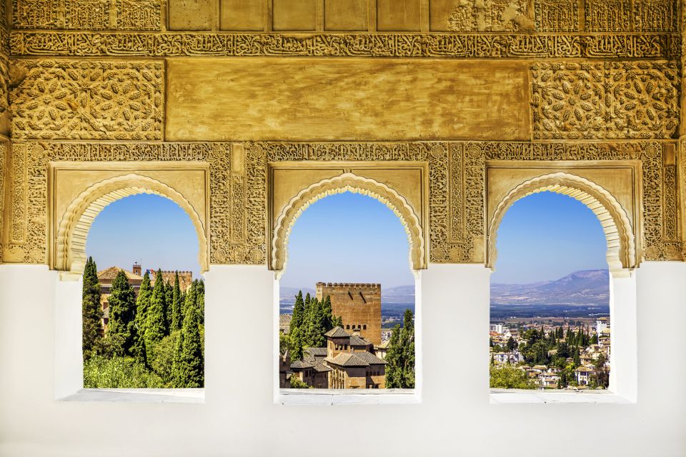From Costa Del Sol or Malaga: Granada and Alhambra Tour - Full Description