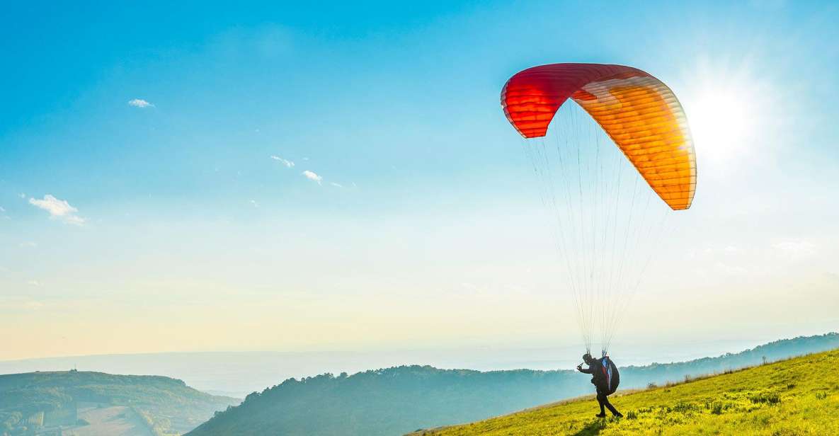 From Geneva: Bern & Paragliding in Interlaken - Bern Highlights