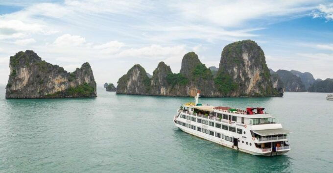 From Hanoi: 2-Day Ha Long Bay Luxury Cruise With Jacuzzi - Itinerary Overview