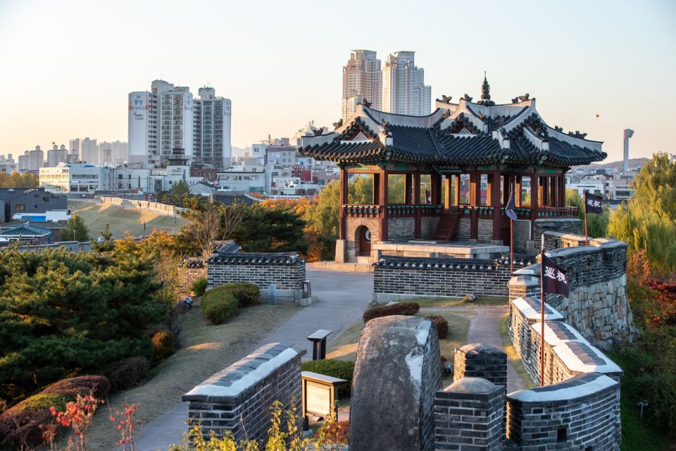 From Seoul: Suwon Hwaseong Fortress & Folk Village Day Tour - Full Tour Description