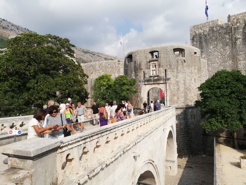 From Split/Trogir: Dubrovnik Guided Tour With a Stop in Ston - Experience