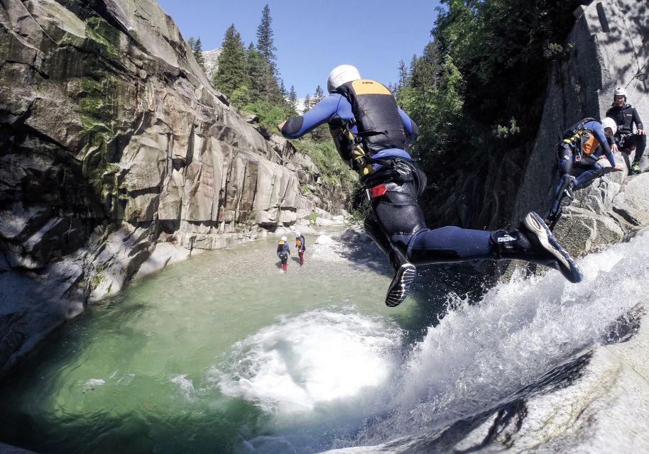 From Zurich: Canyoning in Interlaken W/ Return Transfer - Important Information