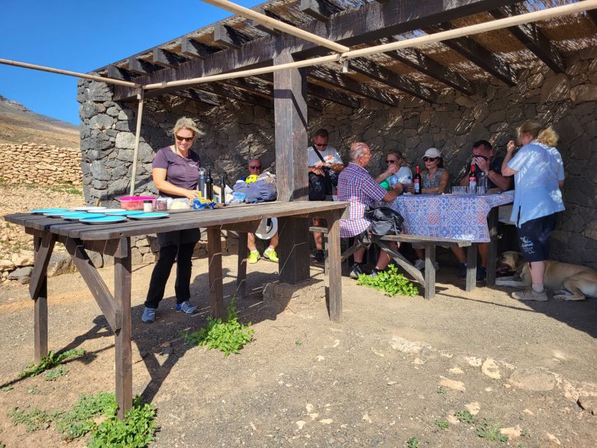 Fuerteventura: Guided Trekking Tour With Island Goats - Tour Inclusions