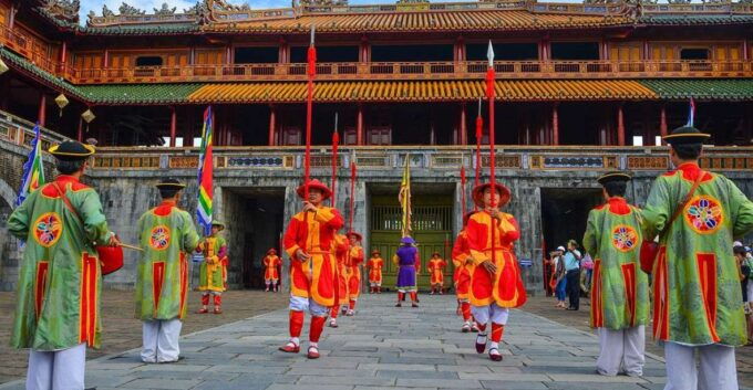 Full Day Hue Imperial City From Hoi An/ Danang - Guide Recommendation