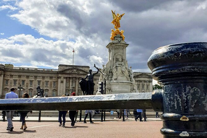 Full Day Private Walking Tour Through Royal London - Tour Inclusions