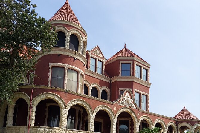 Galveston Mansions and Murder Walking Tour - Traveler Experience