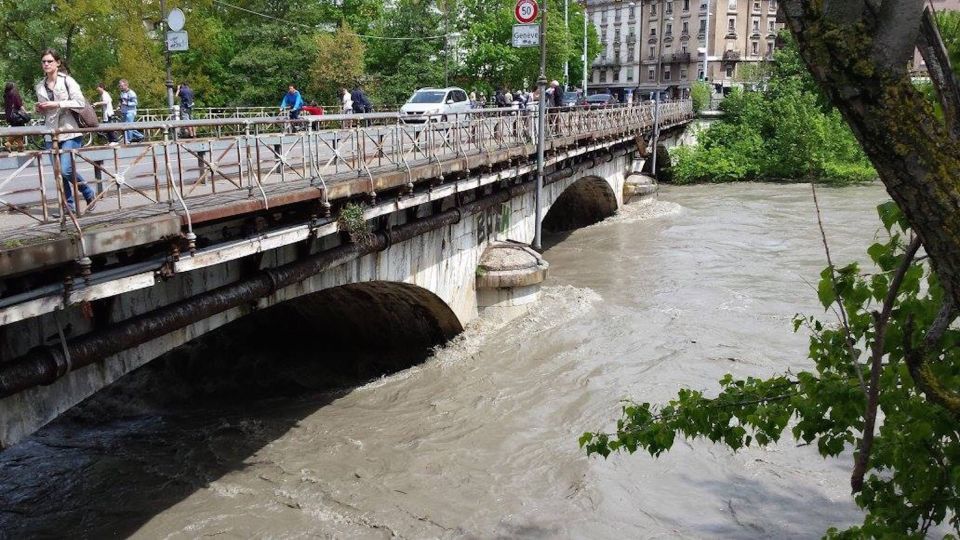 Geneva's Little Italy: A Self-Guided Audio Tour in Carouge - Inclusions