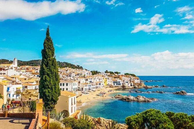 Girona and Costa Brava Private Tour With Pickup From Barcelona - Itinerary Highlights