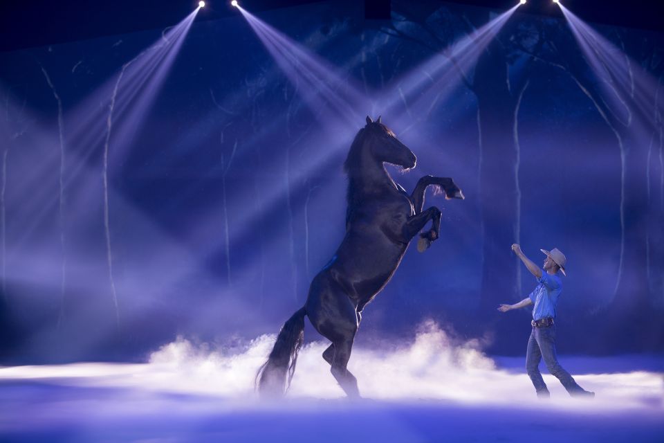 Gold Coast: Australian Outback Spectacular Dinner & Show - Ticket Details