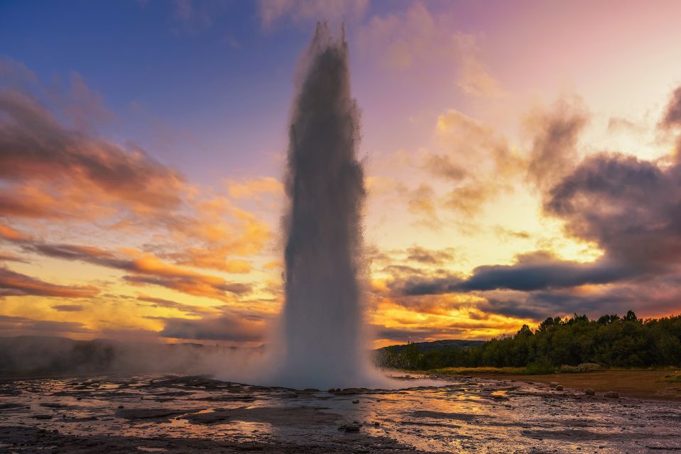 Golden Circle: Geothermal Sea Bath & Farm Lunch Guided Tour - Dress Recommendations