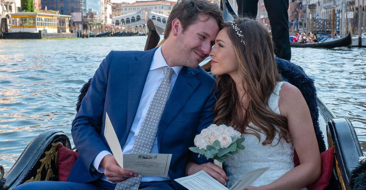 Grand Canal: Renew Your Wedding Vows on a Venetian Gondola - Itinerary