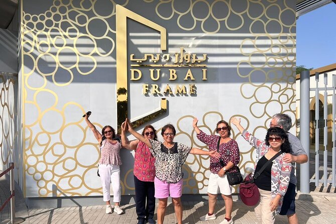 Guided Tour in Dubai City and Modern Architecture and Sightseeing - Meeting and Pickup Information