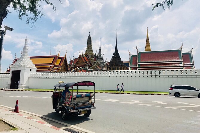 Guided Tour in Grand Palace & Emerald Buddha by Myproguide - Reviews