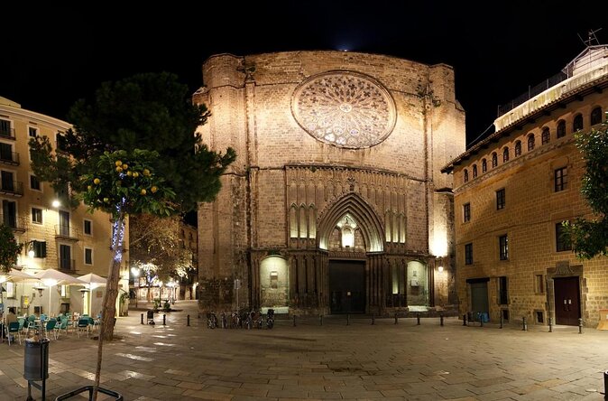 Guided Tour of the Gothic Quarter - Location & Timing