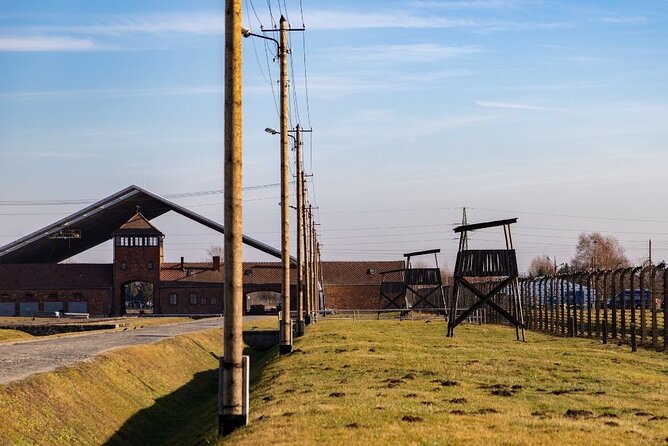 Guided Tour to Auschwitz-Birkenau From Warsaw - Traveler Experience and Reviews
